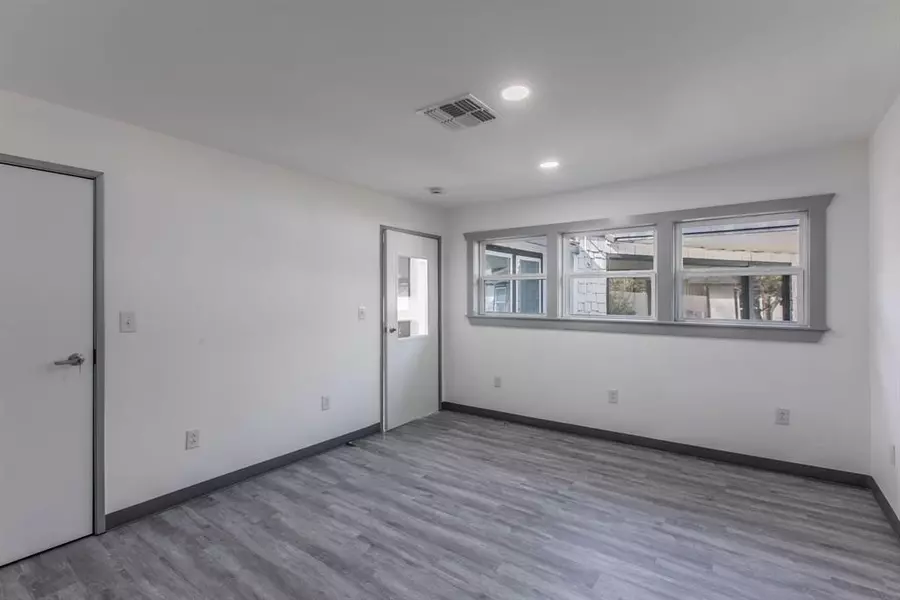 904 13th Street #3, Bridgeport, TX 76426