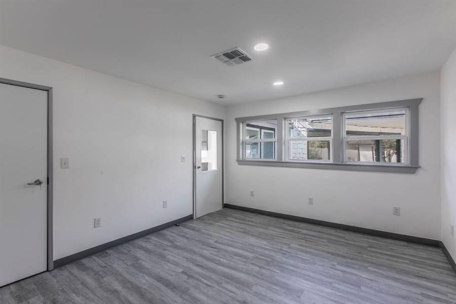 904 13th Street #3, Bridgeport, TX 76426