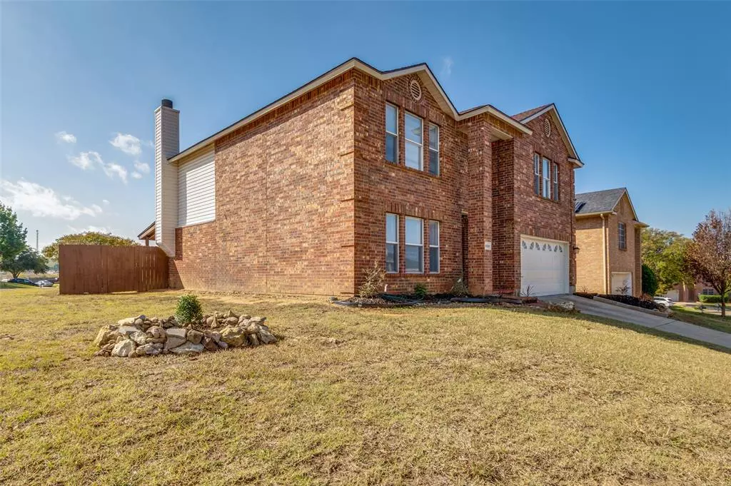 Fort Worth, TX 76112,6524 Willow Oak Court