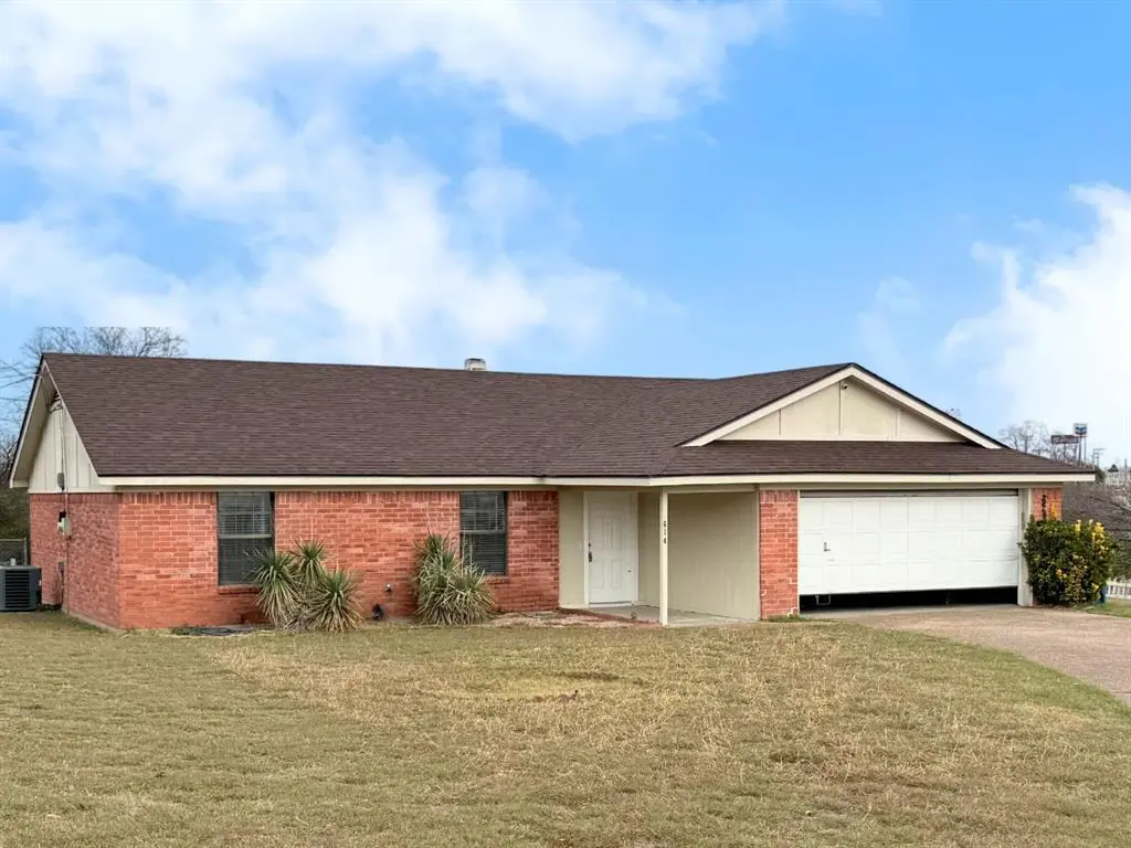 Hewitt, TX 76643,614 Circle Creek Drive
