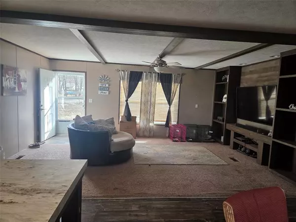 Gainesville, TX 76240,609 County Road 262