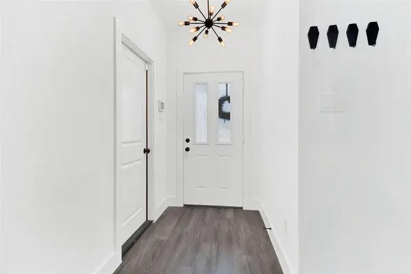 Dallas, TX 75210,4811 Huey Street