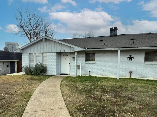 Dallas, TX 75240,7528 Thistle Lane