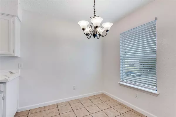 Arlington, TX 76010,215 Roberts Circle #D