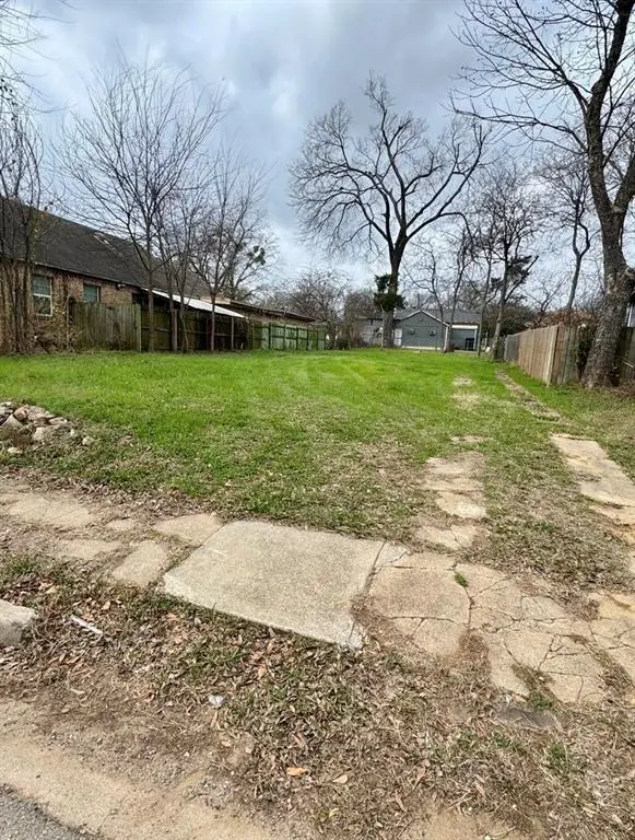 706 N Della Avenue, Tyler, TX 75702