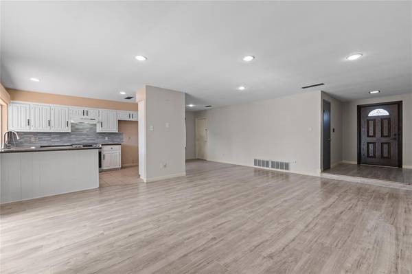 Garland, TX 75044,1722 Plantation Road