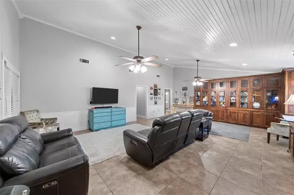 Gatesville, TX 76528,206 Navajo Trail