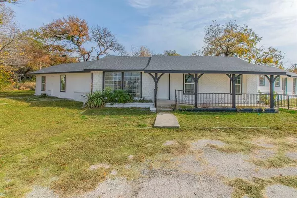 Bridgeport, TX 76426,904 13th Street #3