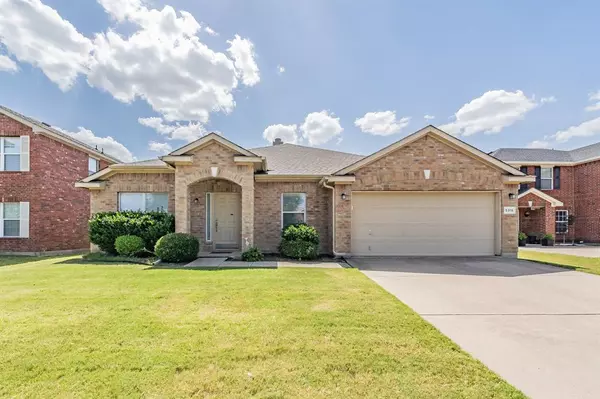 Grand Prairie, TX 75052,5319 Duval Drive