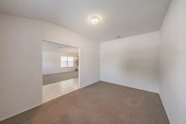 Grand Prairie, TX 75052,5319 Duval Drive