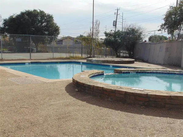 Dallas, TX 75243,9803 Walnut Street #305