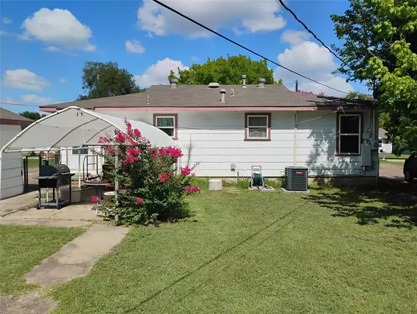 Benbrook, TX 76126,218 Bandera Street