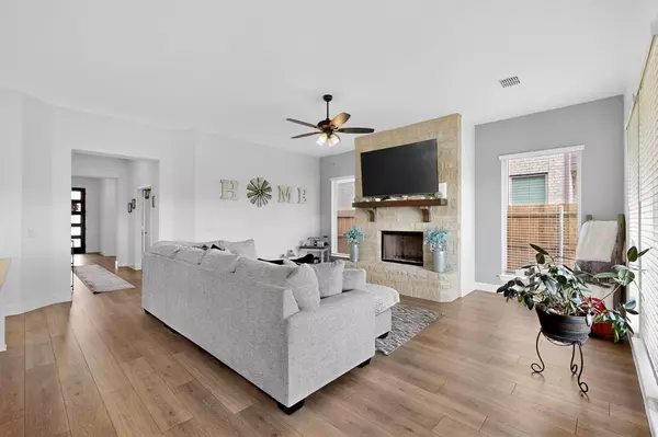 Ponder, TX 76259,205 Lakewood Lane