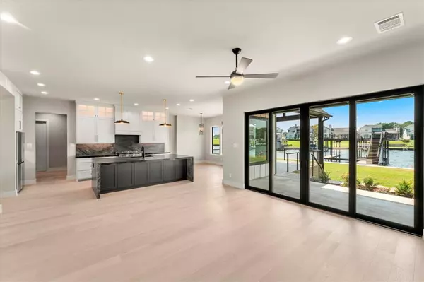 Tool, TX 75143,2565 Groves Court