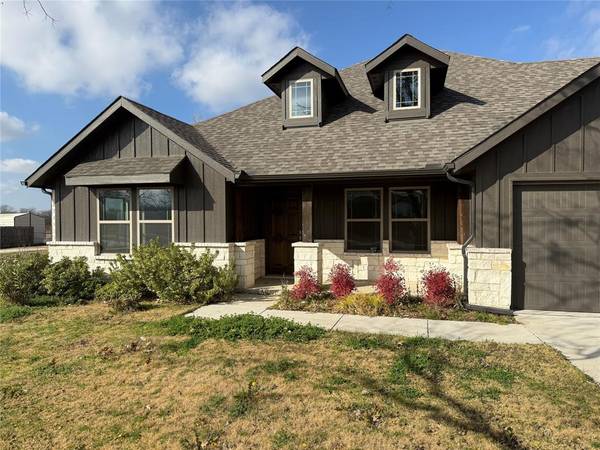 502 W 2nd Street, Venus, TX 76033