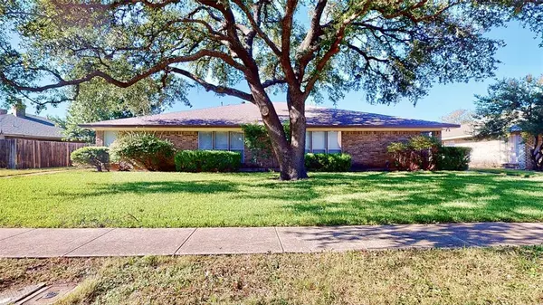 Richardson, TX 75081,308 Towne House Lane