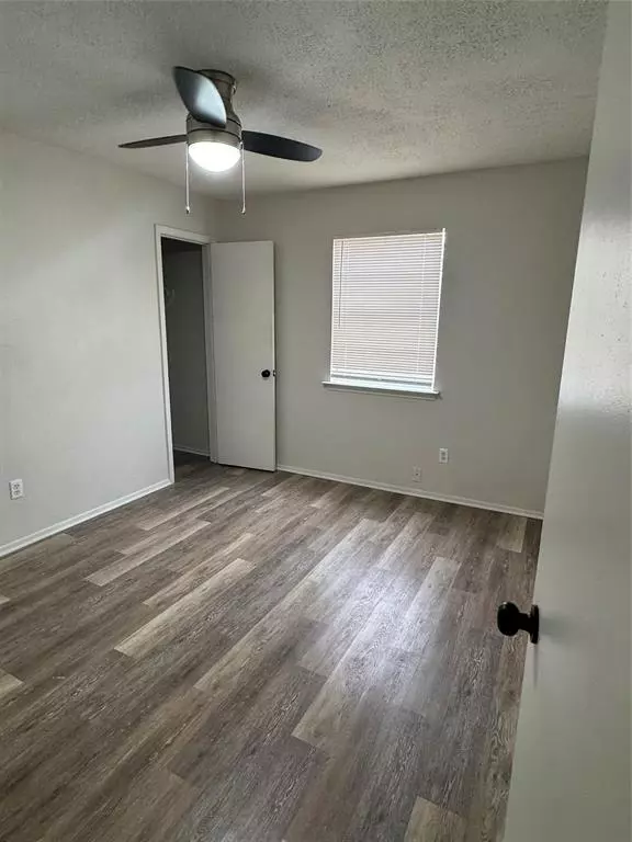 Pelican Bay, TX 76020,1833 Pelican Drive N