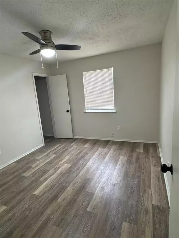 Pelican Bay, TX 76020,1833 Pelican Drive N