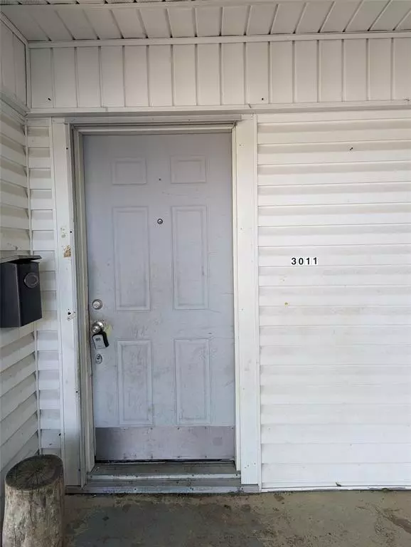 Dallas, TX 75229,3011 Royal Lane