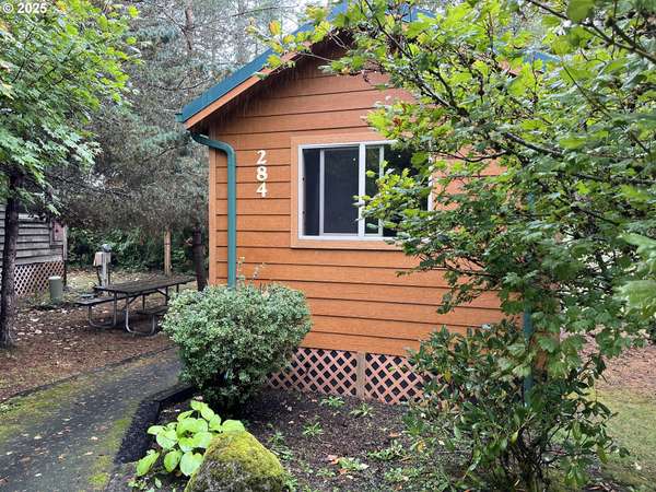 65000 E HIGHWAY 26 #284, Welches, OR 97067