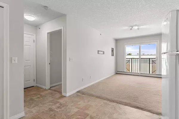 Crossfield, AB T0M 0S0,1010 Railway ST #308