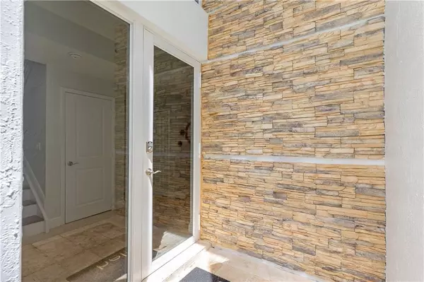 Fort Lauderdale, FL 33301,302 NE 8th Ave #0