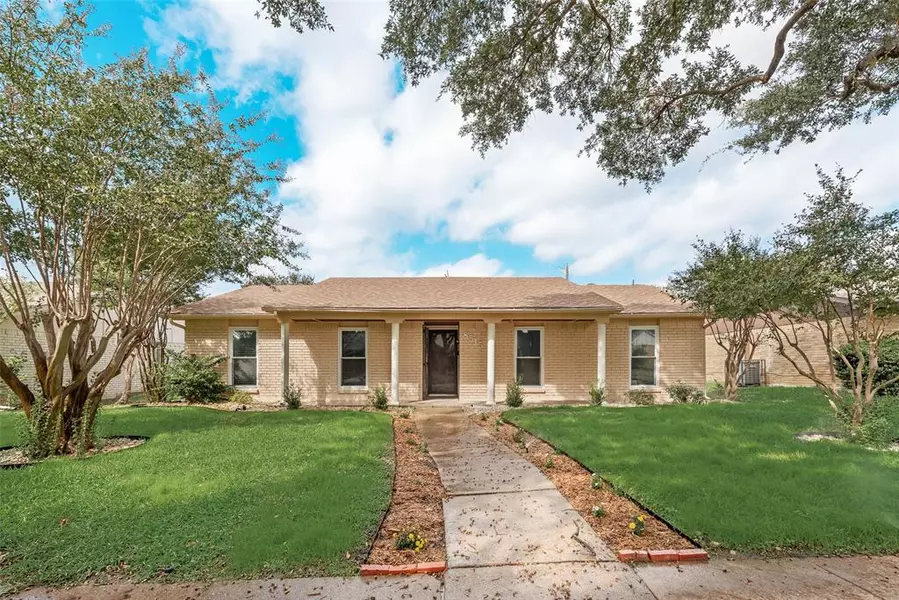 8515 Baumgarten Drive, Dallas, TX 75228