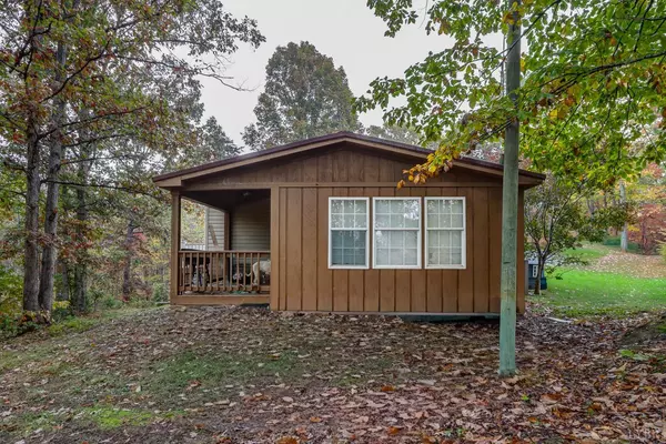 Hurt, VA 24563,2019 Country Club RD