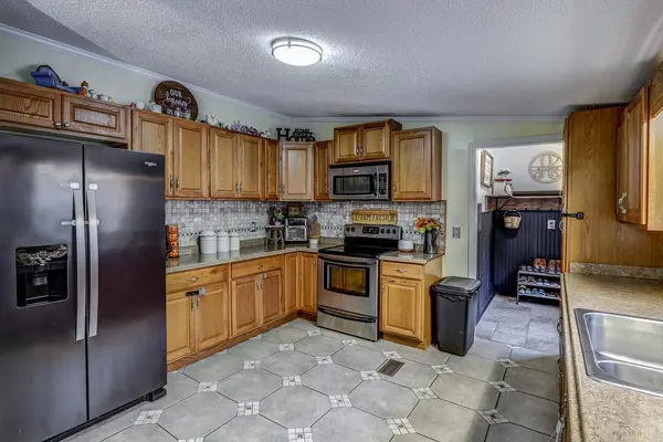 Hurt, VA 24563,2019 Country Club RD