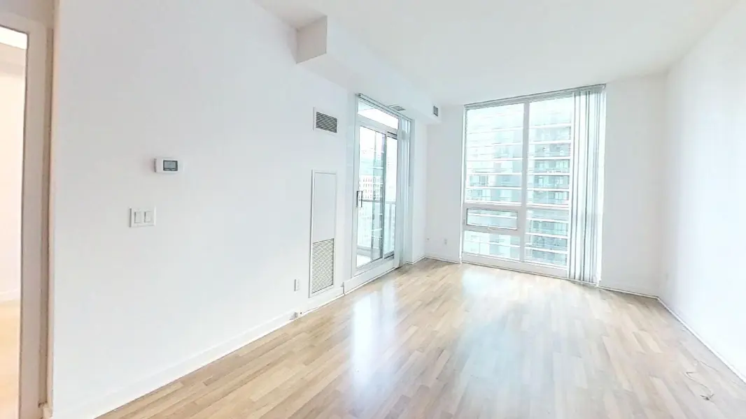 12 Yonge ST #2209, Toronto C01, ON M5E 1Z9