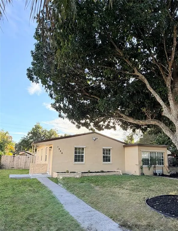 North Miami Beach, FL 33162,1966 NE 177