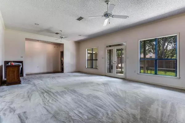 Denton, TX 76205,2226 Savannah Trail