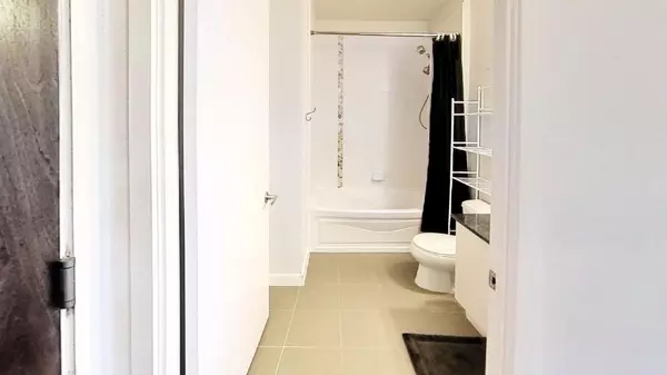 Toronto C01, ON M5E 1Z9,12 Yonge ST #2209