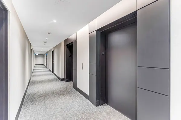 Toronto C04, ON M5M 1B1,250 Lawrence AVE W #309