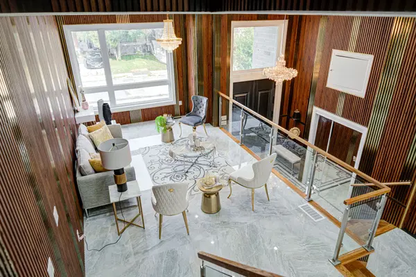 Toronto E06, ON M1N 3N7,80 Haslam ST