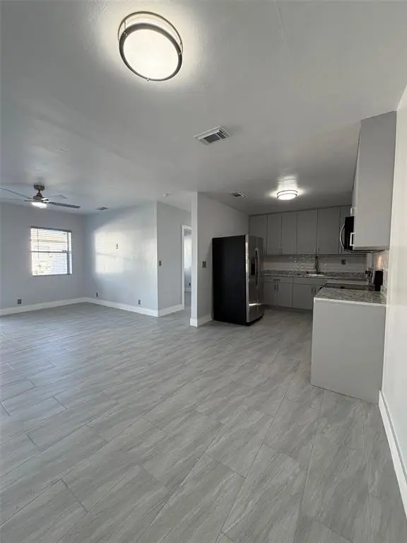 North Miami Beach, FL 33162,1966 NE 177