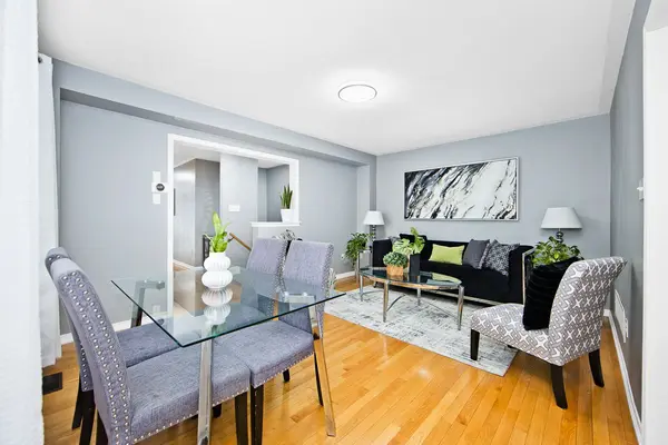 Whitchurch-stouffville, ON L4A 0T3,574 Reeves Way BLVD