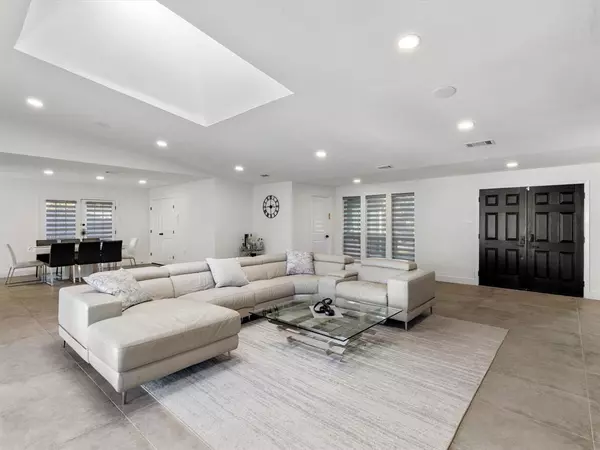 Dallas, TX 75248,16825 Park Hill Drive