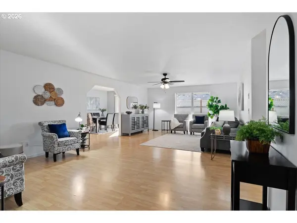 Salem, OR 97305,4240 NE PAINTBRUSH CT