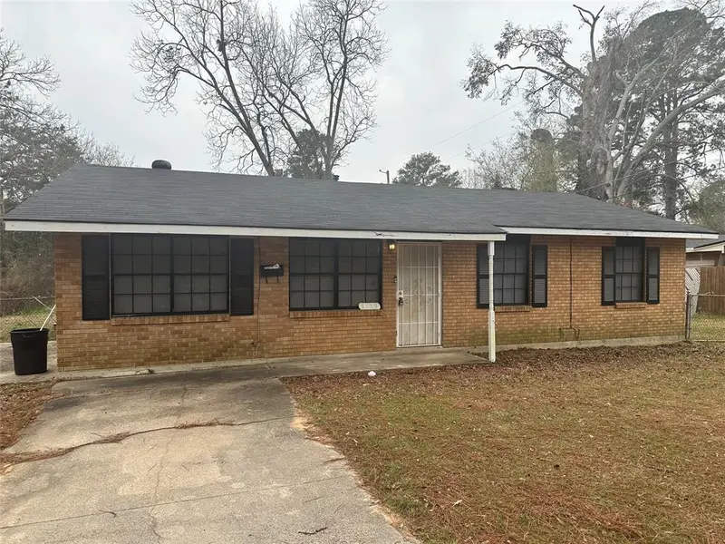 1119 Southland Park Drive, Shreveport, LA 71118