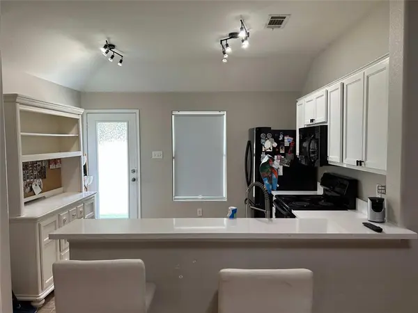 Dallas, TX 75051,1949 Sampsell Drive