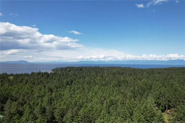 Gabriola Island, BC V0R 1X1,271 James Way