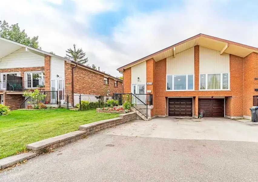 2615 Windjammer RD #Upper, Mississauga, ON L5L 1H7