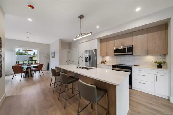 Langford, BC V9C 0V5,1063 Arcadiawood Lane