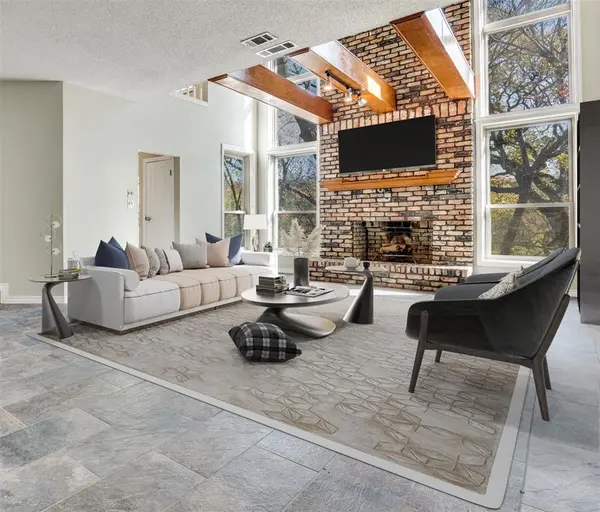 Cedar Hill, TX 75104,933 SLEEPY HOLLOW Drive