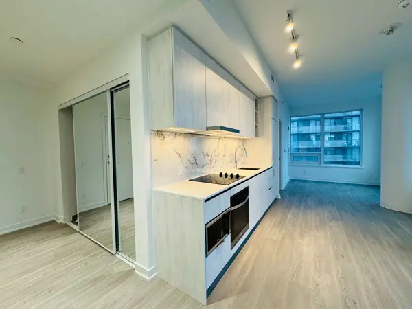 Toronto C01, ON M5S 2G3,8 Wellesley ST W #5115