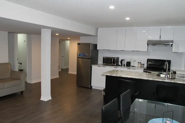 Whitby, ON L1P 0K7,31 Swordfish DR #Basement