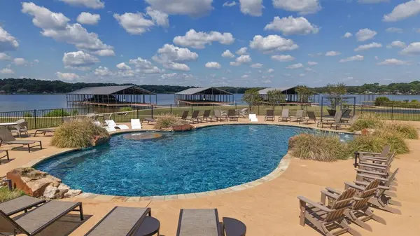 Eustace, TX 75124,6995 Lakeshore Way