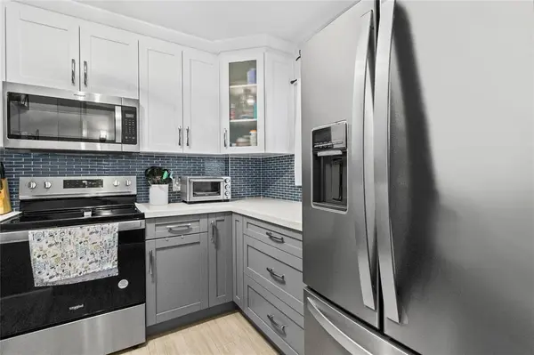 Oakland Park, FL 33309,101 ROYAL PARK DR #1G