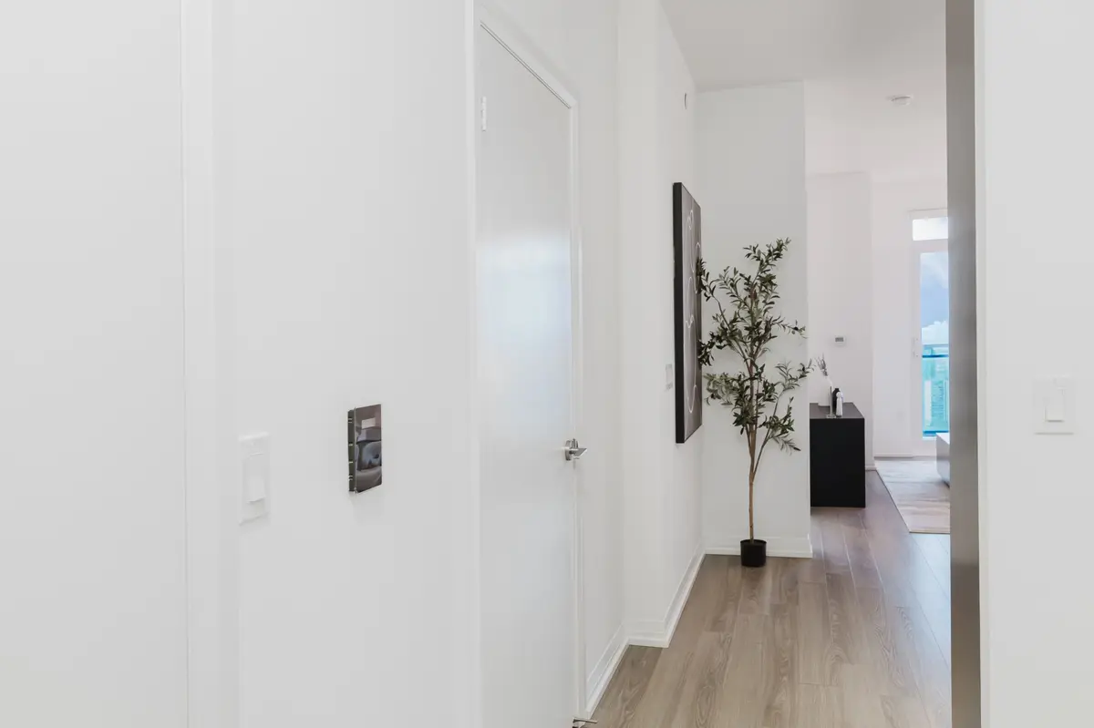 Toronto C15, ON M2J 0C9,55 ANN O'REILLY RD #3609